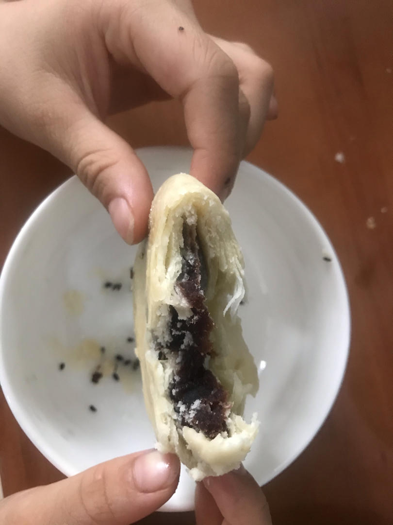 酥到掉渣的红豆饼