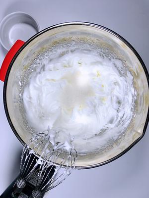 卡士达海盐奶盖爆浆蛋糕·附详细做法的做法 步骤9