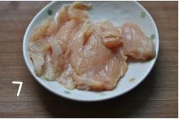 虾油豉香鸡丝拌金针菇的做法 步骤6