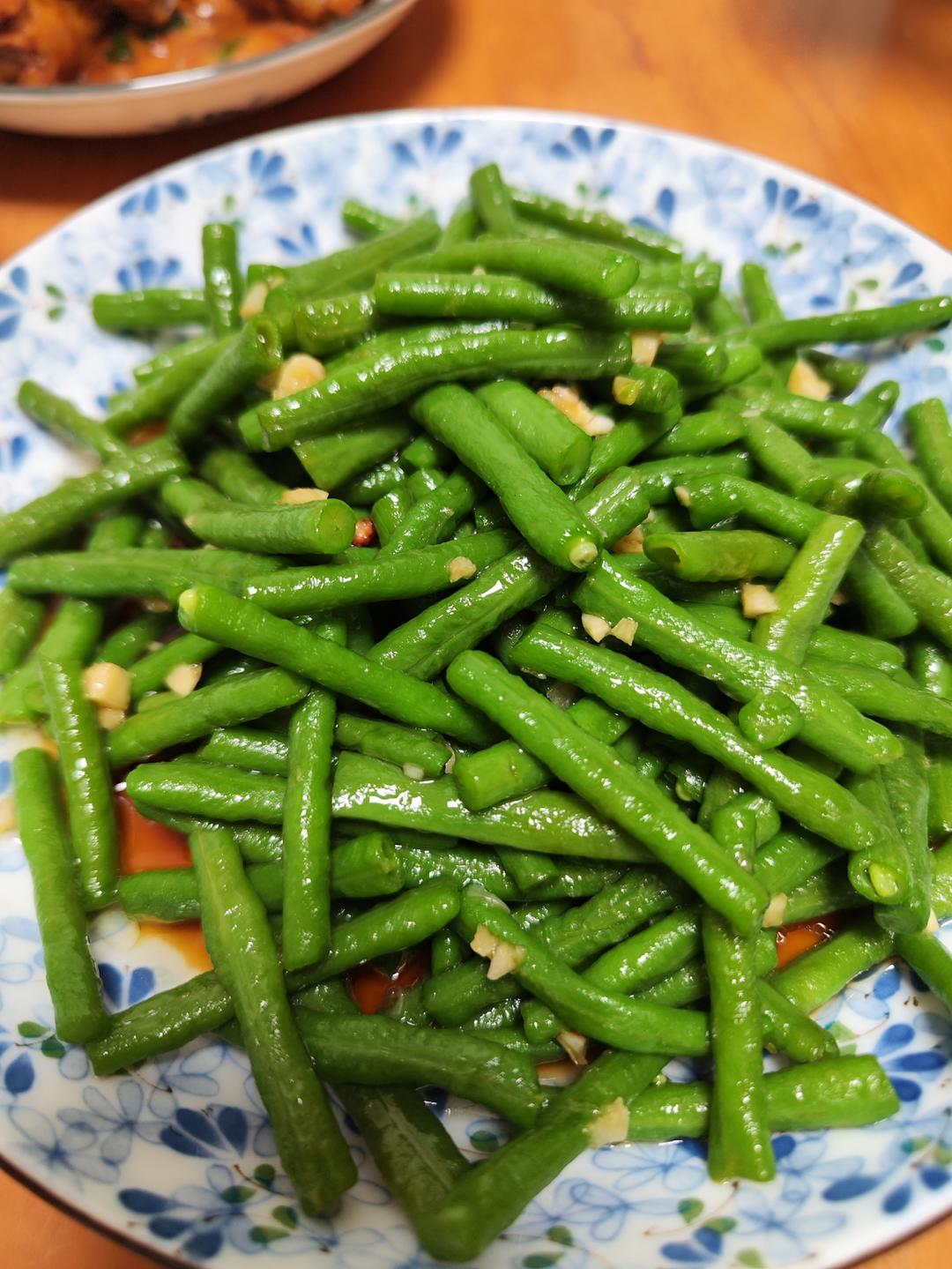 夏日爽口小拌菜～超级好吃的炝豇豆