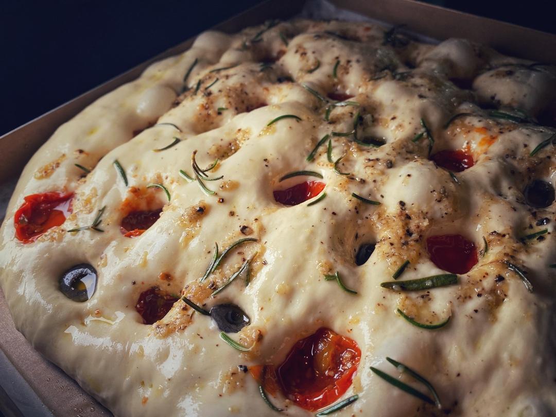 天然酵种披萨佛卡夏