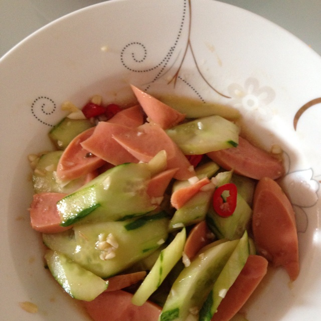 猕猴桃子-做的凉拌火腿黄瓜
