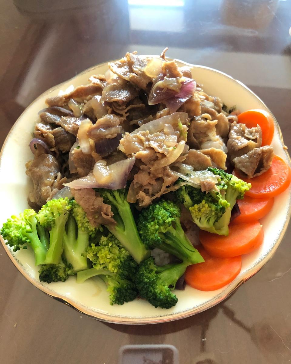 肥牛饭