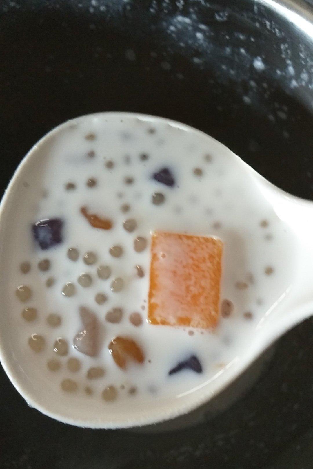 芋圆芒果椰汁西米露