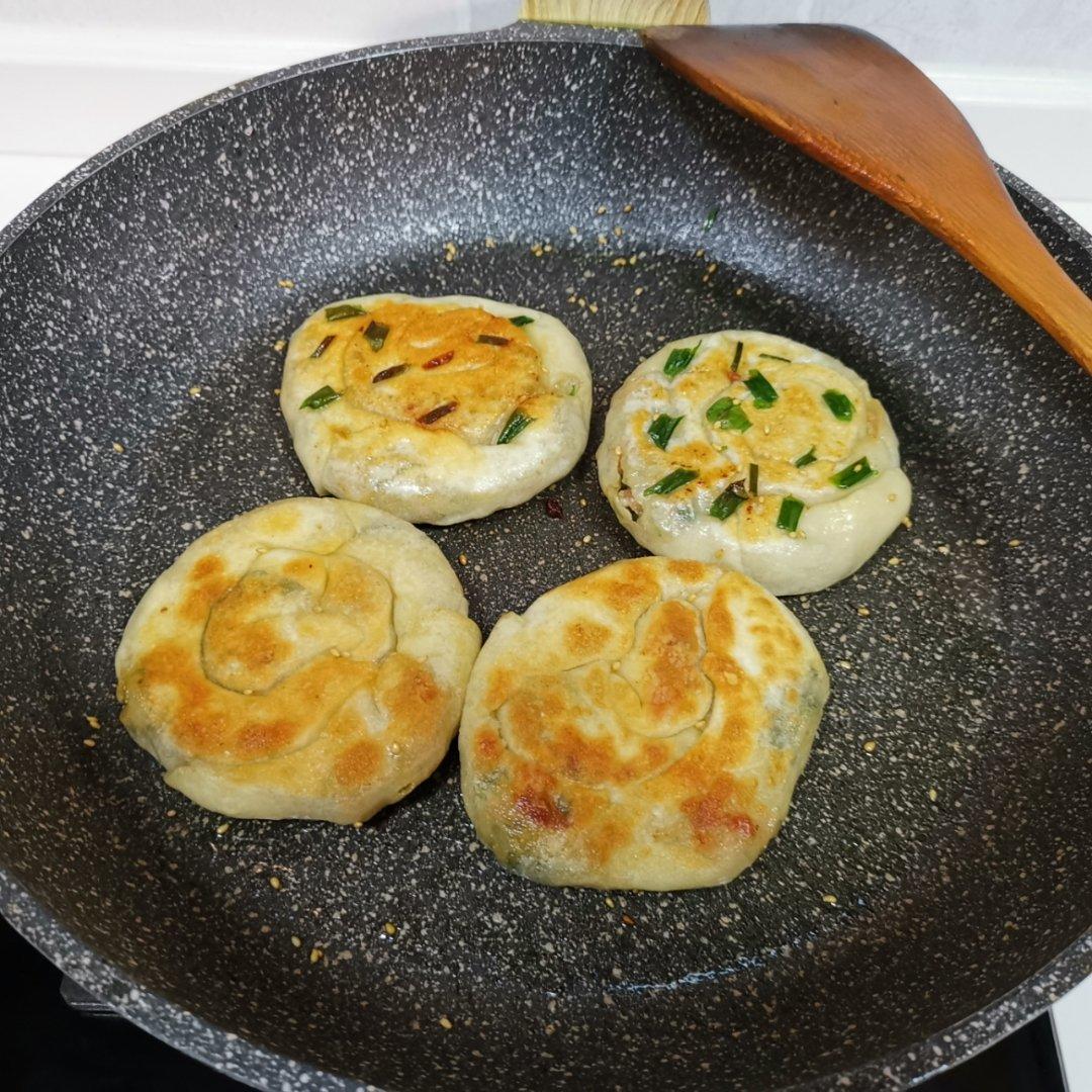 饺子皮版葱油饼