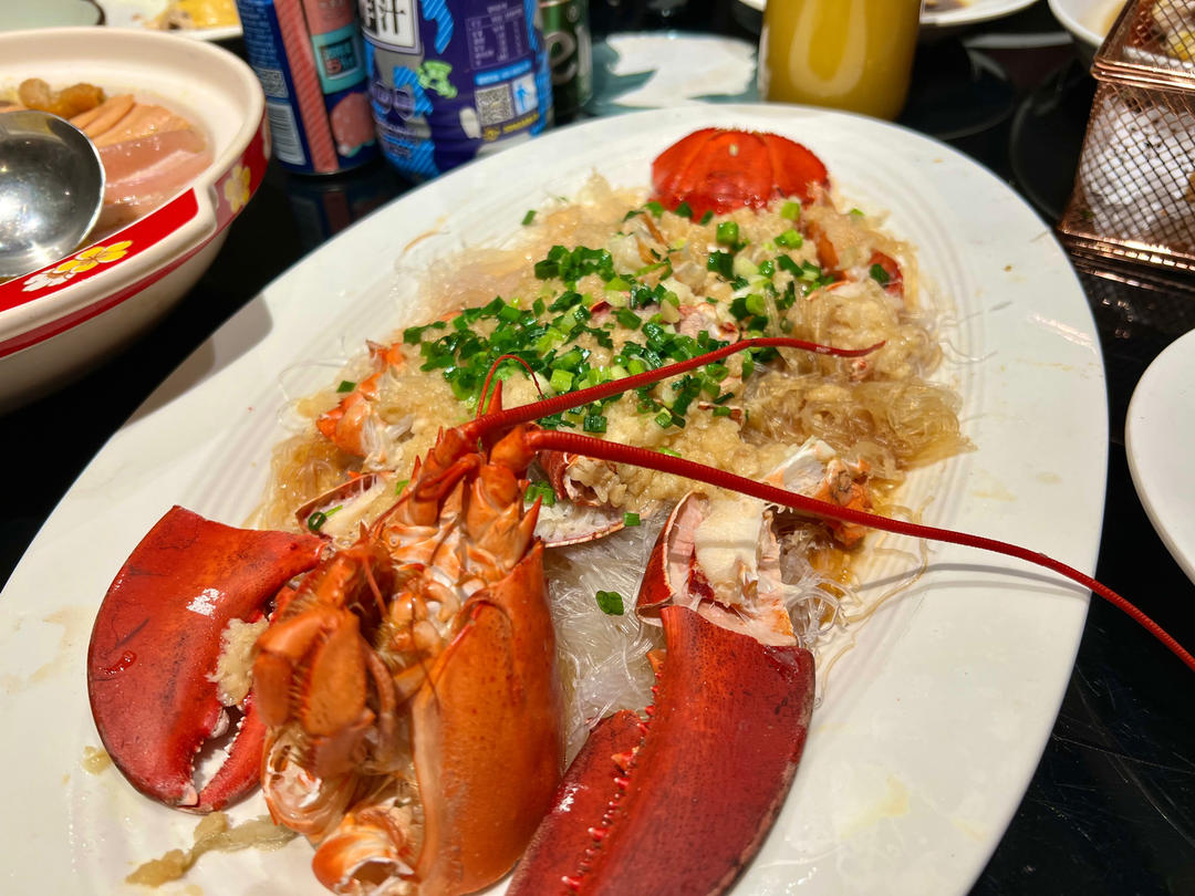 蒜蓉粉丝蒸龙虾