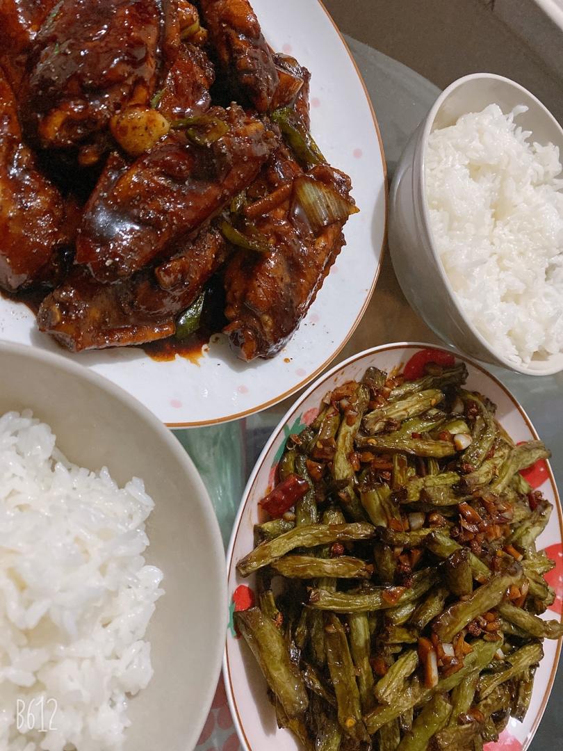 蒜香黑椒鸡翅