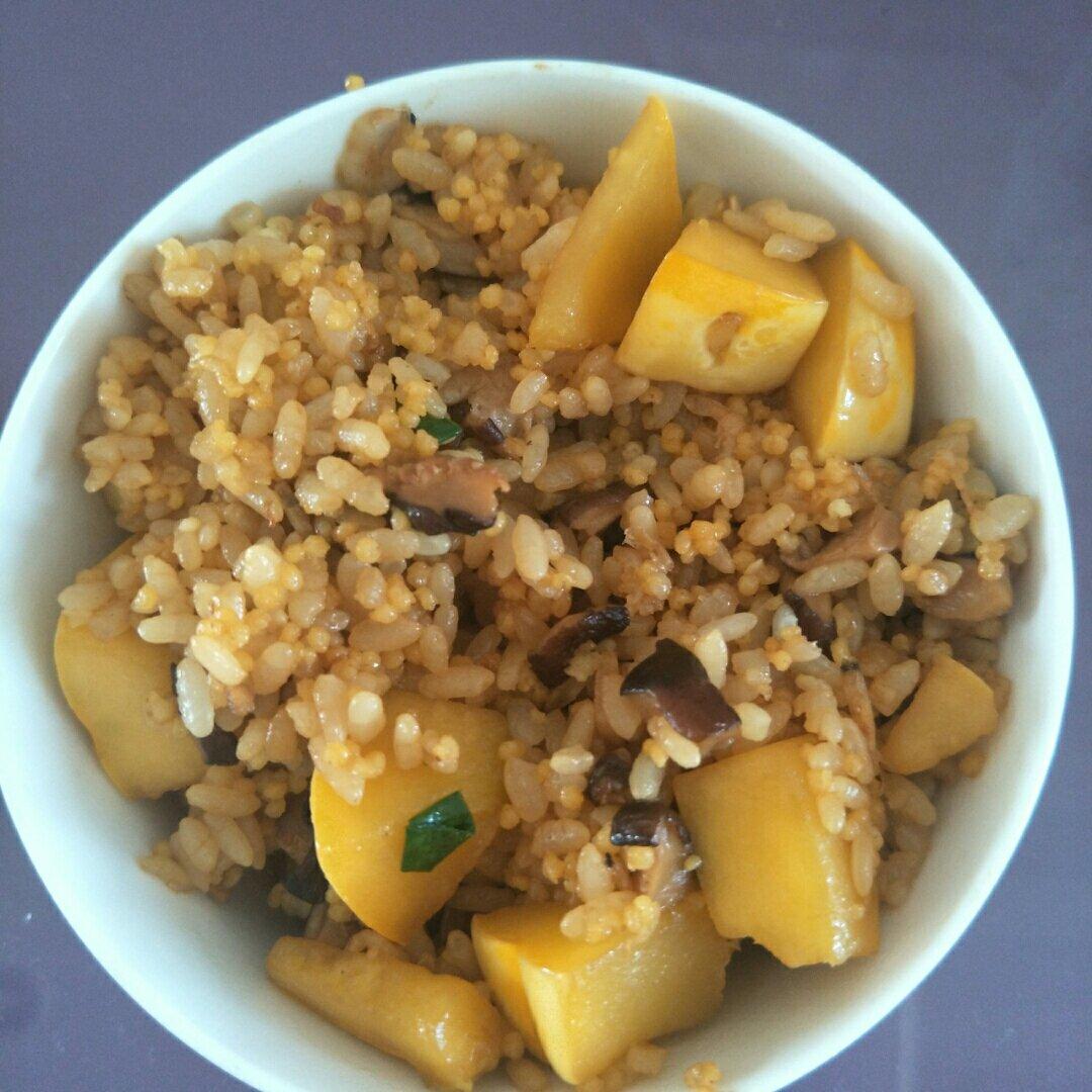 美味到不行的南瓜饭