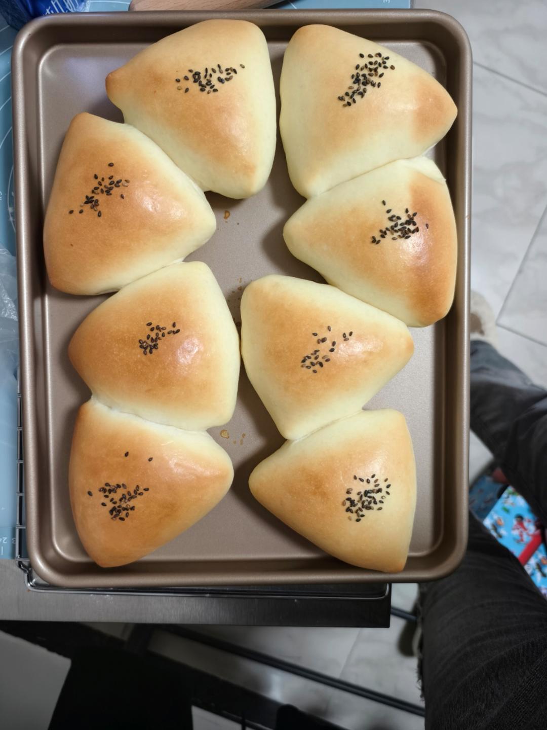 万能台式面团又又更新了！蟹柳芝士肉松包