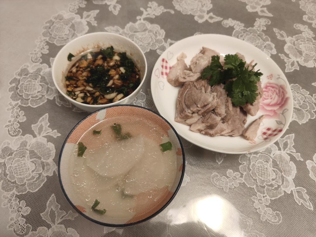 一锅出有肉有菜有汤！！这懒人水煮肉是真香