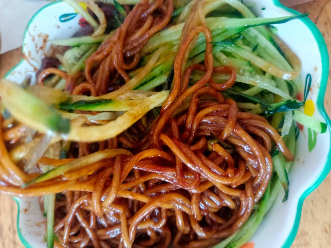 老北京炸酱面（家庭版制作🏡经典老味道🤓🤓）
