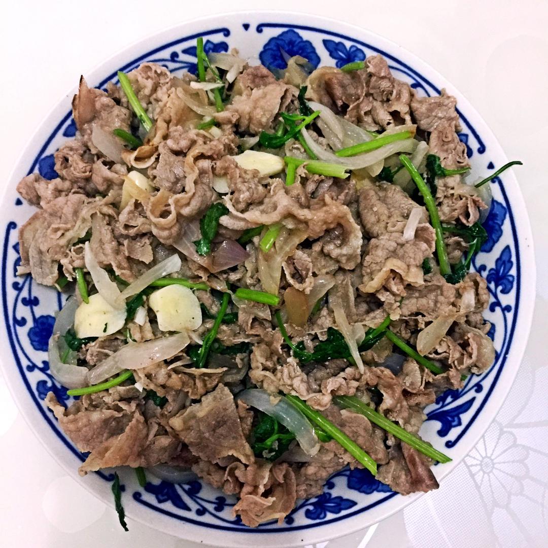 洋葱爆肥牛