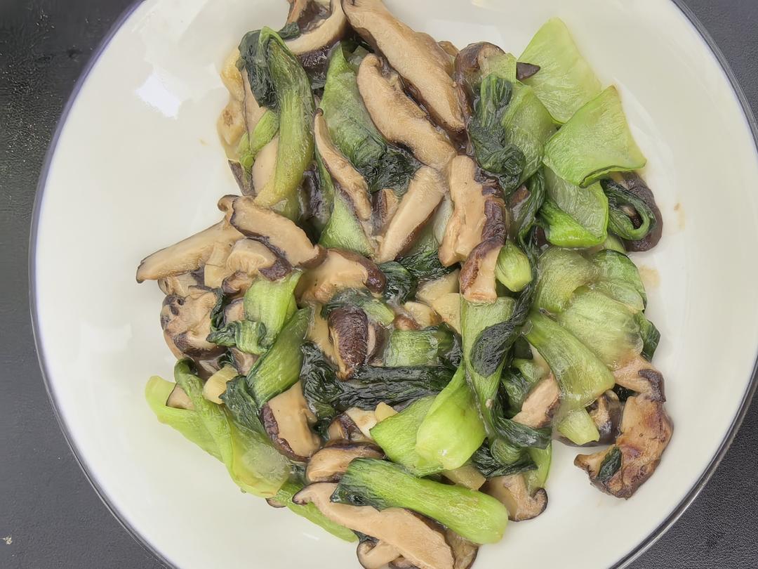 香菇油菜（简单快手）