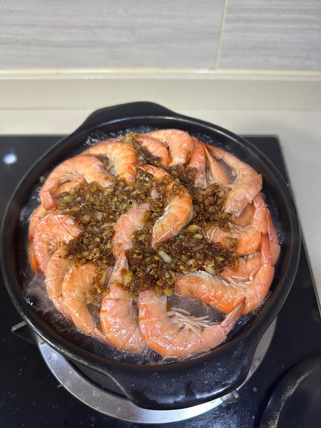 蒜蓉粉丝鲜虾煲
