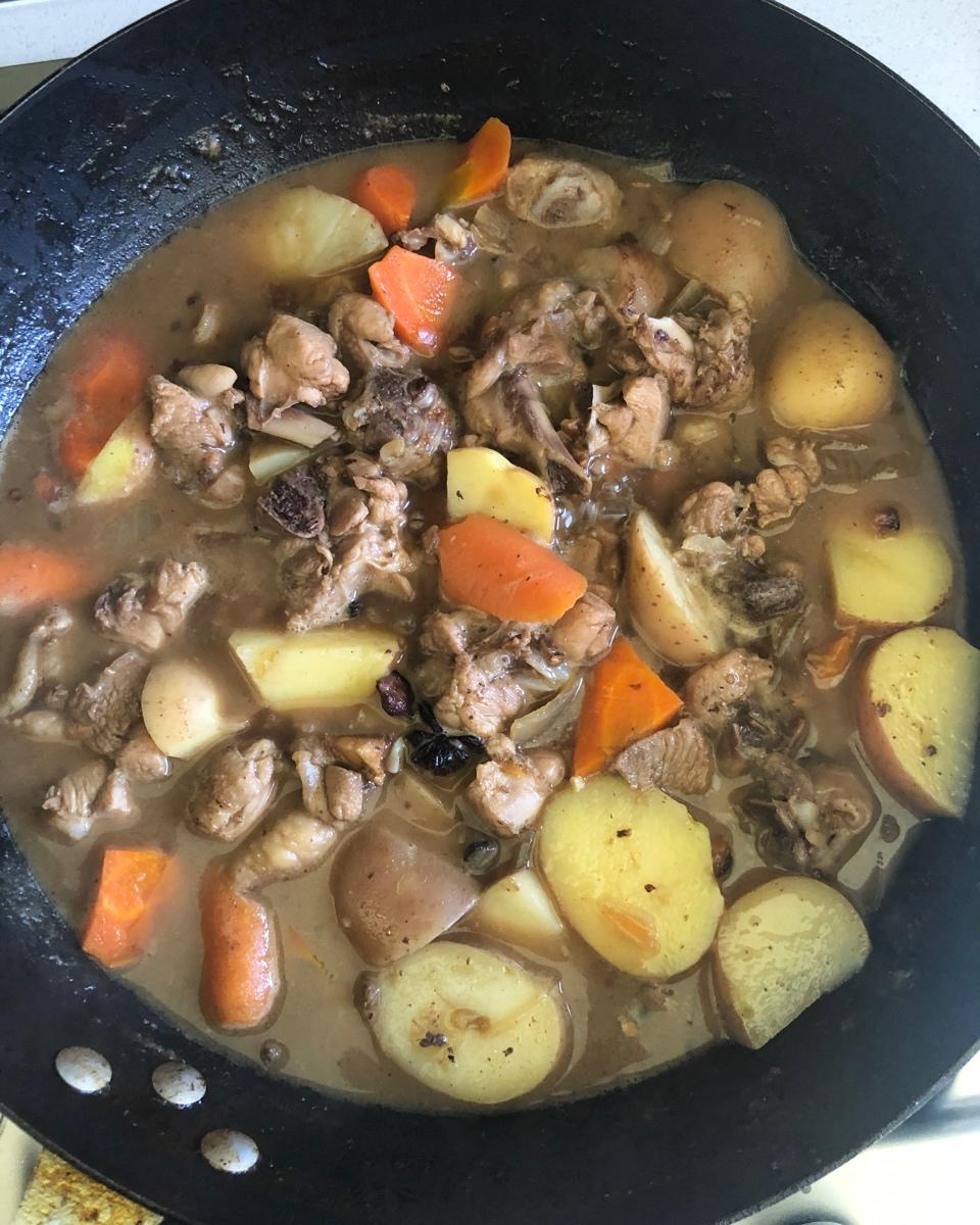 鸡腿炖土豆超级快手菜