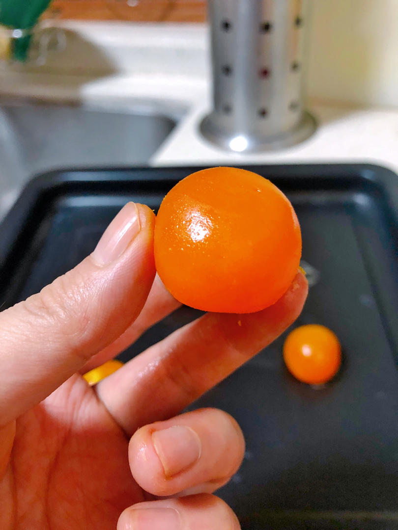 生的咸鸭蛋黄处理方法