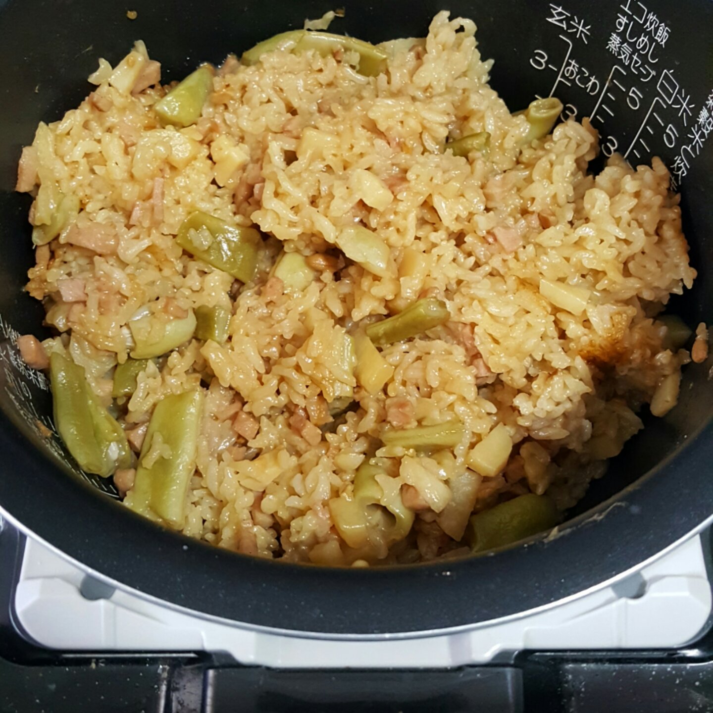 土豆焖饭（电饭锅版）