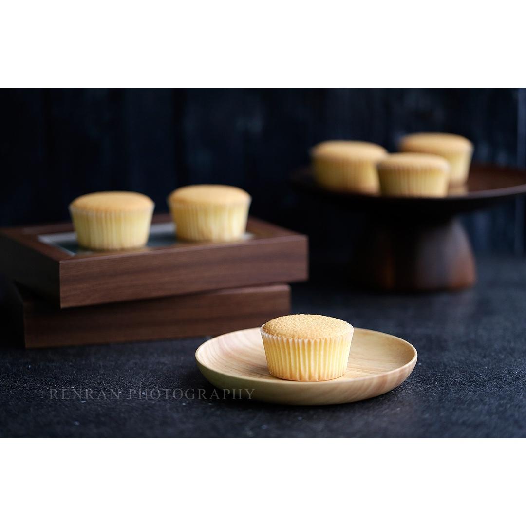 原味海绵纸杯蛋糕（非常适合裱花、盖糖皮的cupcake方子）