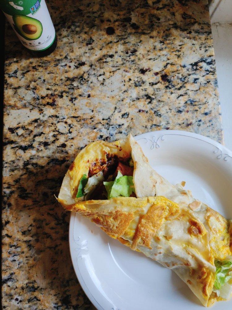 早餐摊的鸡蛋灌饼很好吃？不，我自己做的鸡蛋灌饼更好吃！