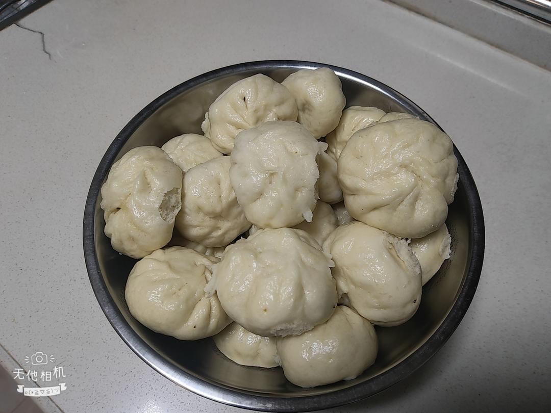 香菇酱肉包，嗝！再来一个。