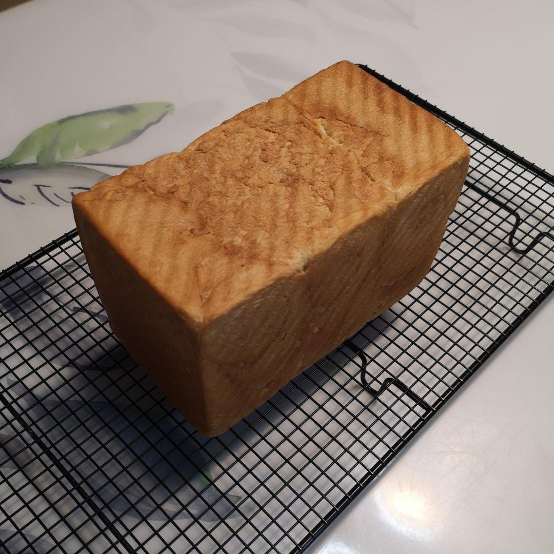 《Tinrry+》软绵绵的白吐司