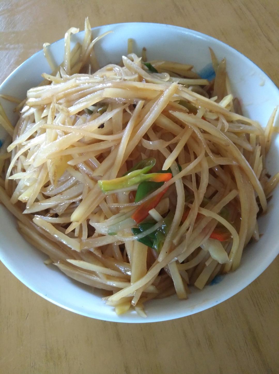 尖椒土豆丝^_^荷马私厨