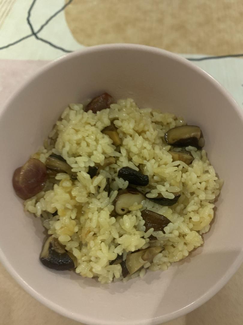 电饭锅版香菇腊肠饭