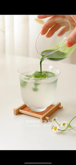 抹茶椰子水·这杯中式仙露太好喝了！的做法 步骤3