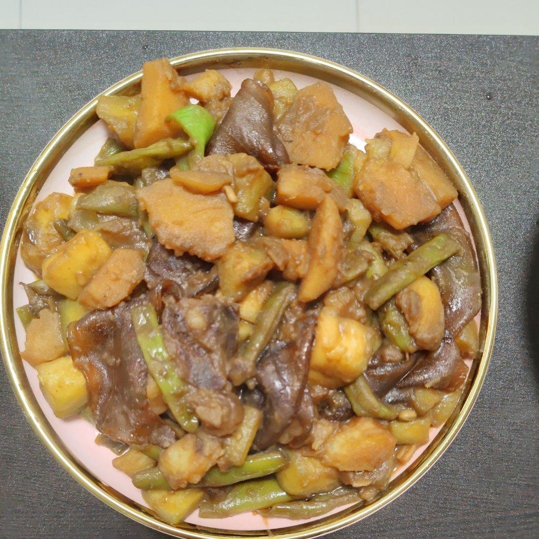 豆角烧土豆茄子