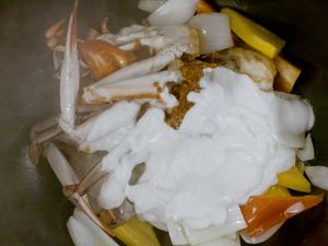 咖喱炒蟹 | 一条视频的做法 步骤13