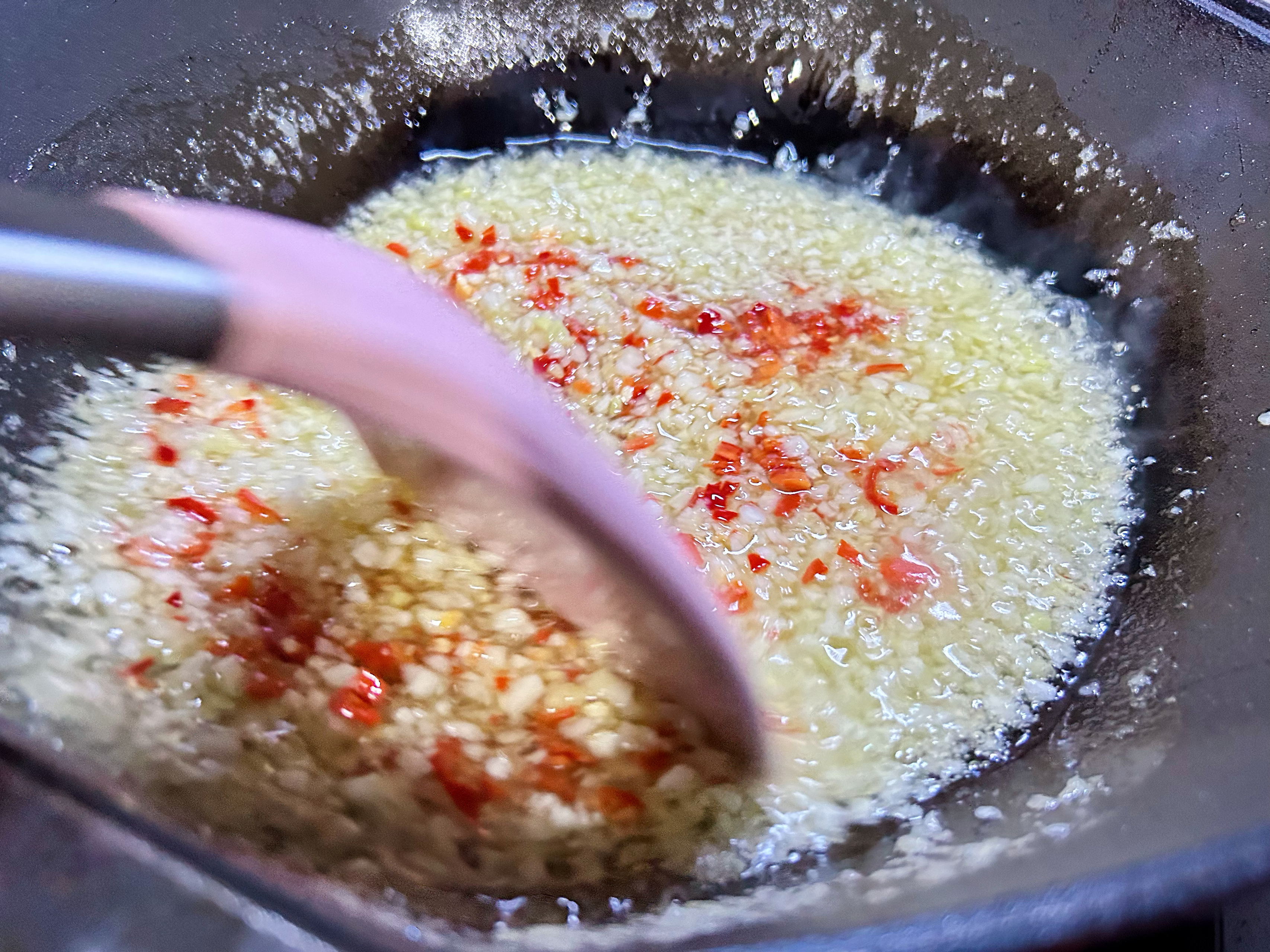 🔥秘制蒜蓉酱㊙️做啥啥好吃😋的做法 步骤4