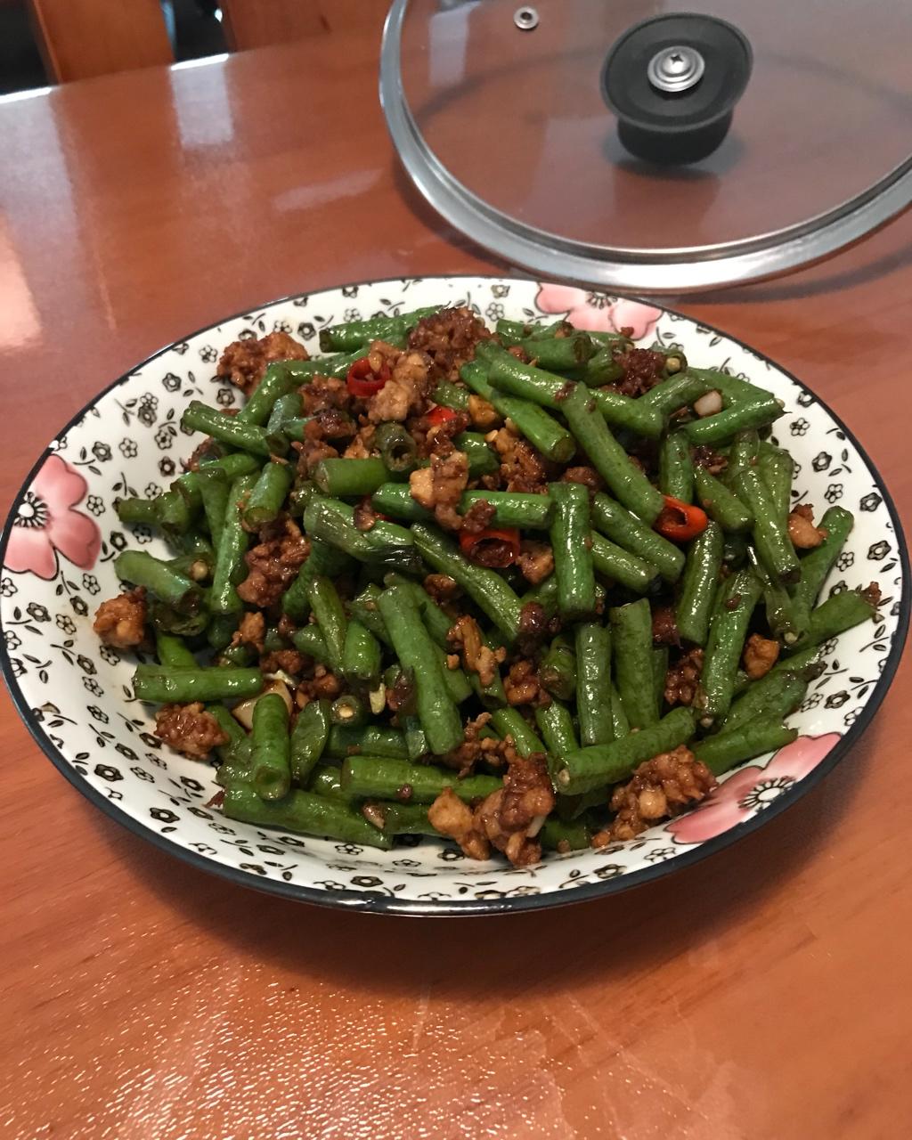 肉沫豆角下饭菜