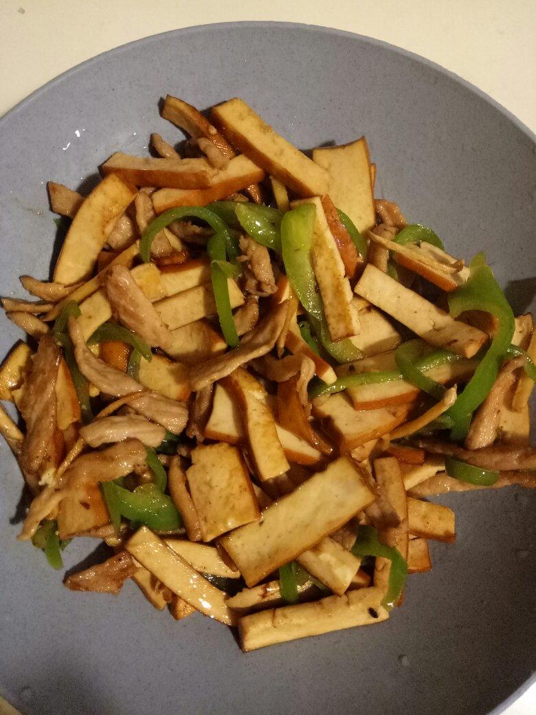 青椒肉丝炒香干