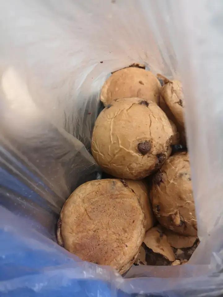 人见人爱的巧克力爆浆欧式餐包（一次发酵）