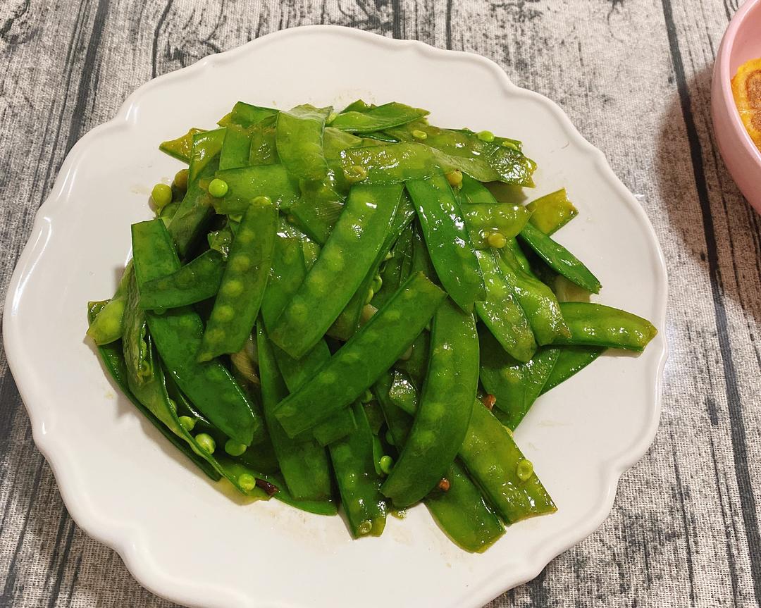 清炒荷兰豆的做法