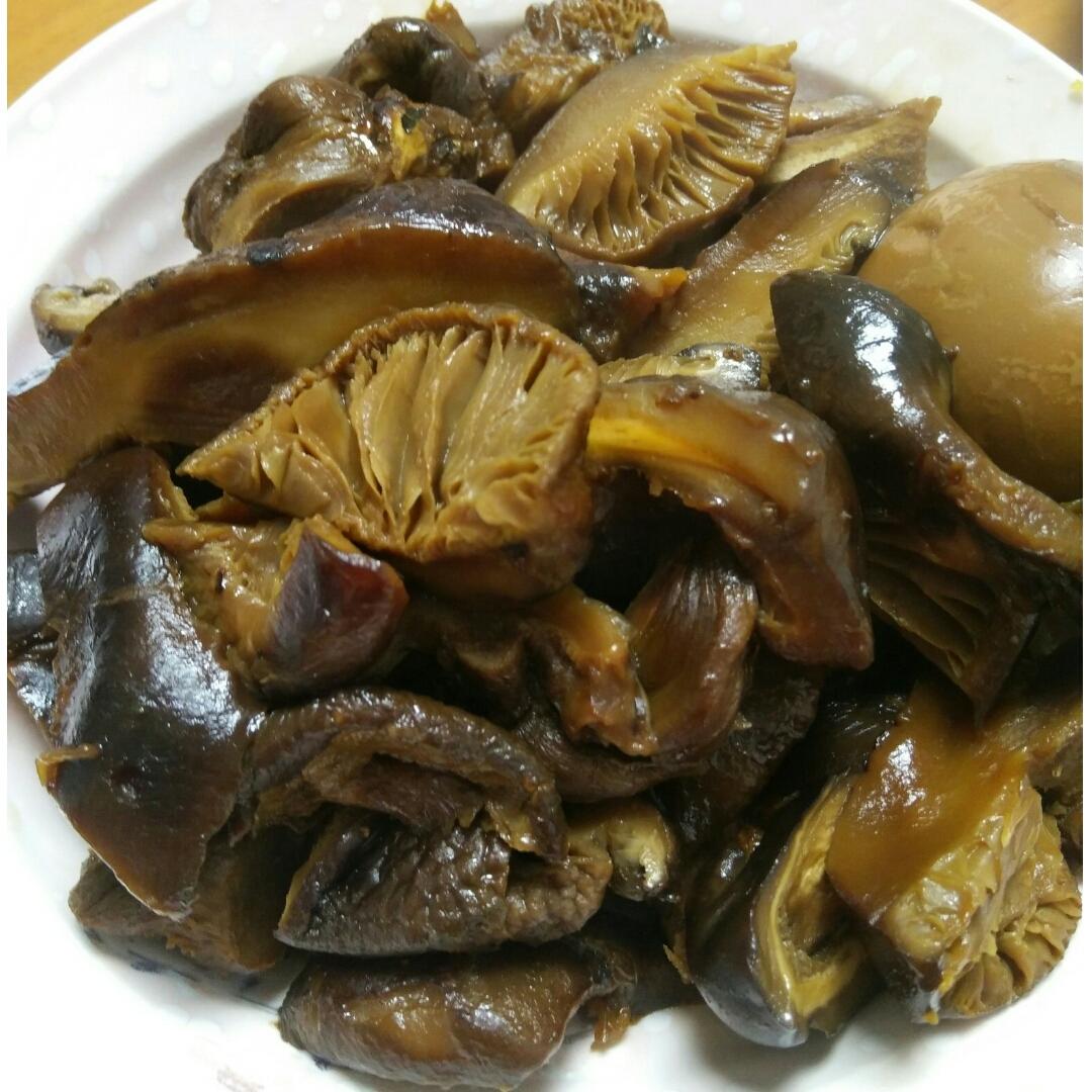 馋猫鼻子小姐姐做的卤香菇