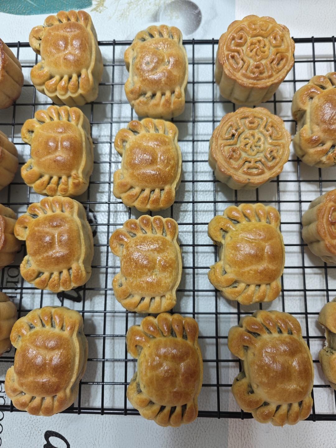 黑芝麻核桃月饼，内附馅料做法，保姆级教程。