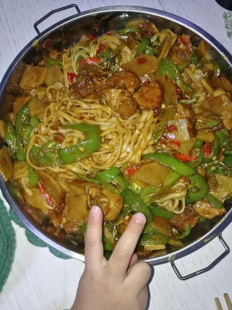 新疆大盘鸡
