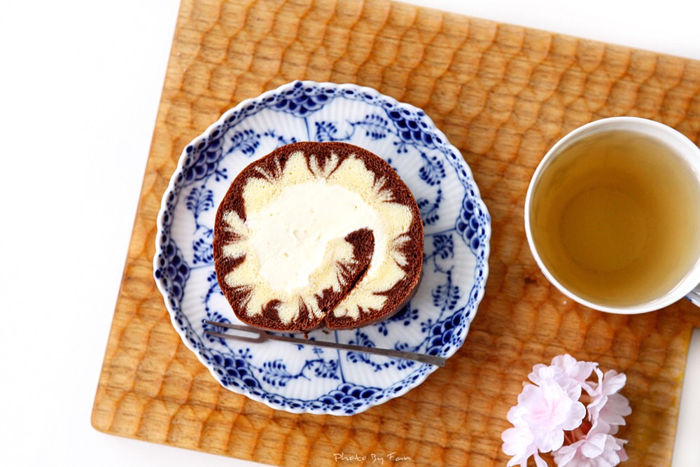 可可旋风蛋糕卷—海氏厨师机版的做法