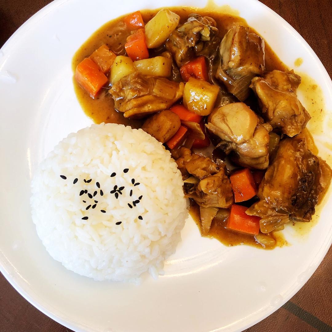 咖喱土豆鸡块