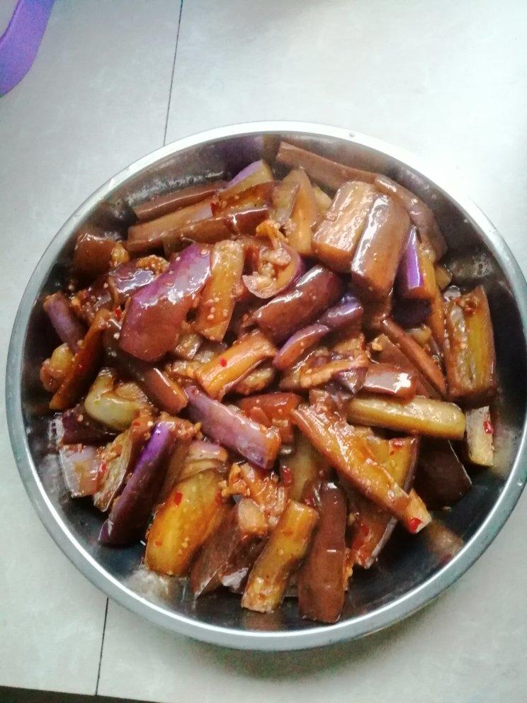 开胃下饭菜！巨简单的家常鱼香茄子煲