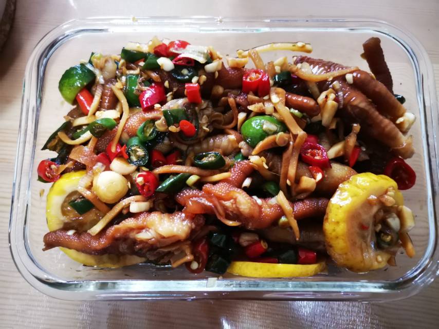 柠檬酸辣鸡爪（可做有骨或者无骨的）