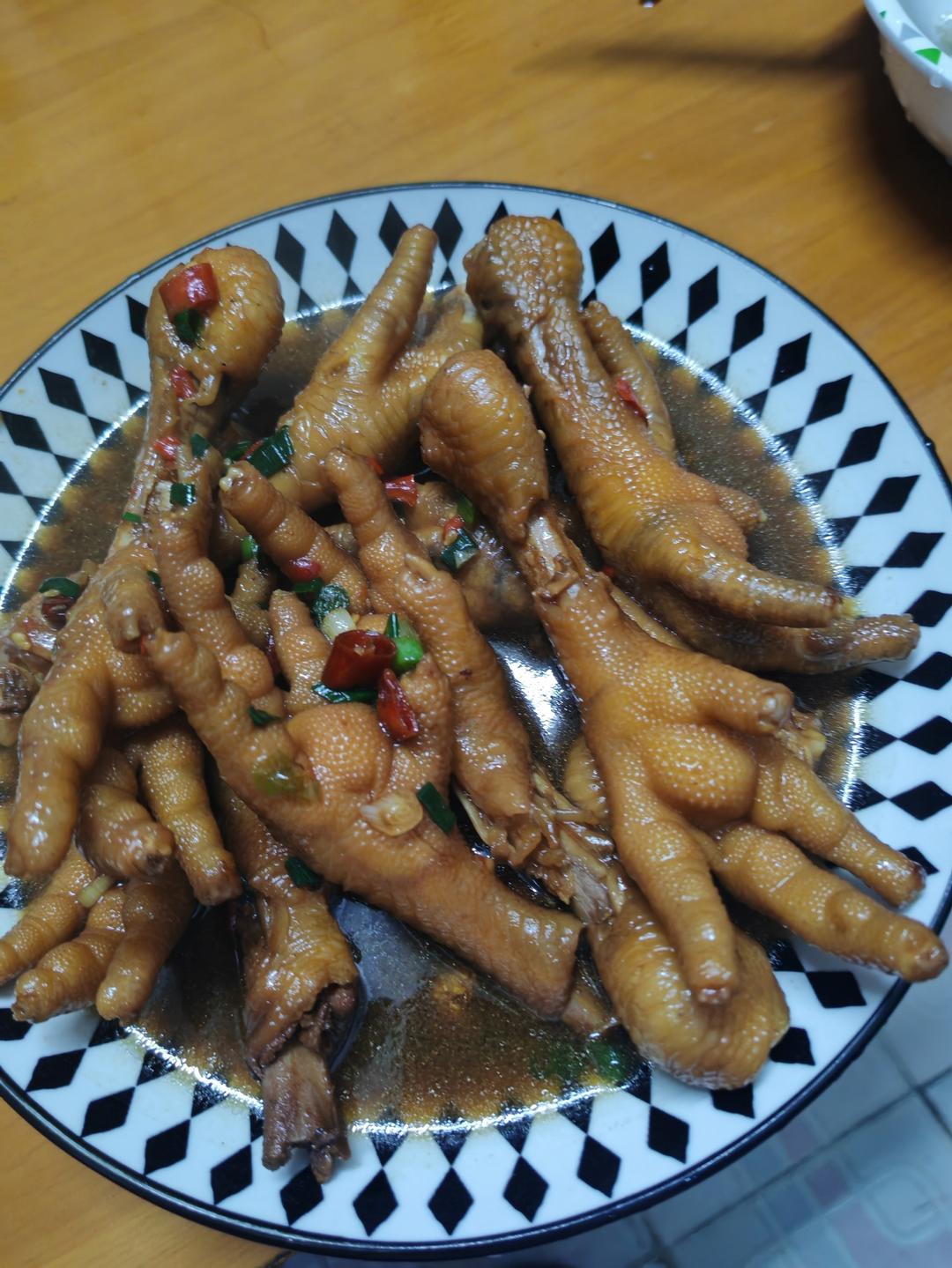 红烧鸡爪