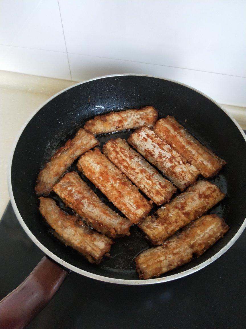 香嫩炸刀鱼