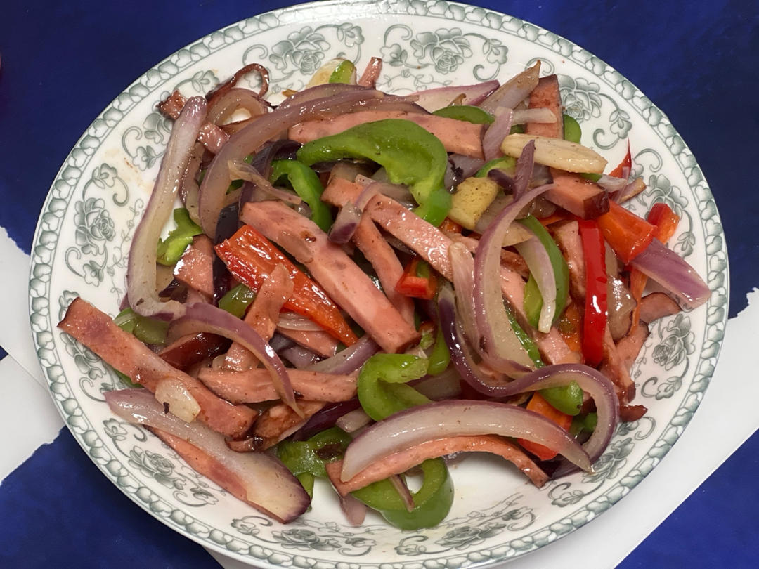 菜椒炒火腿