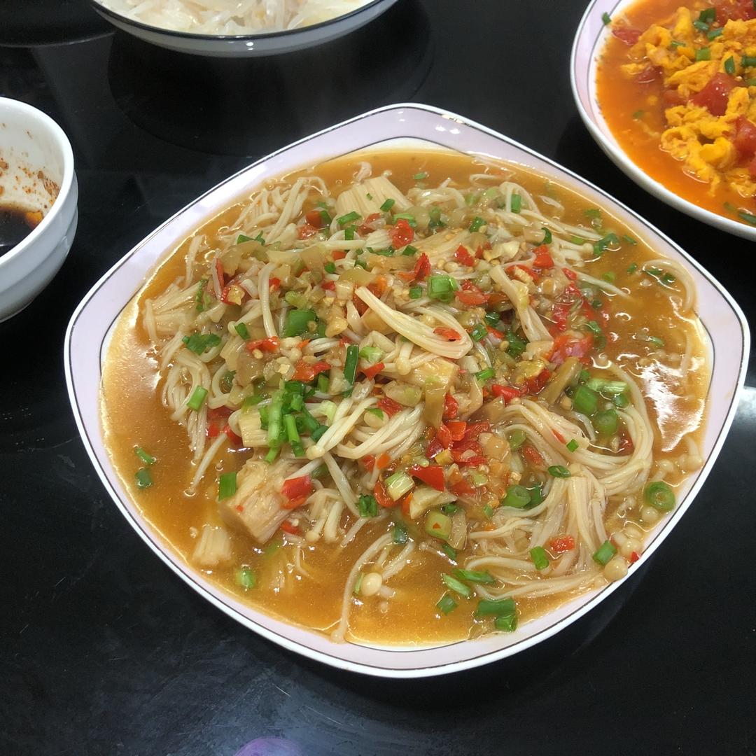 超下饭的炒金针菇！！
