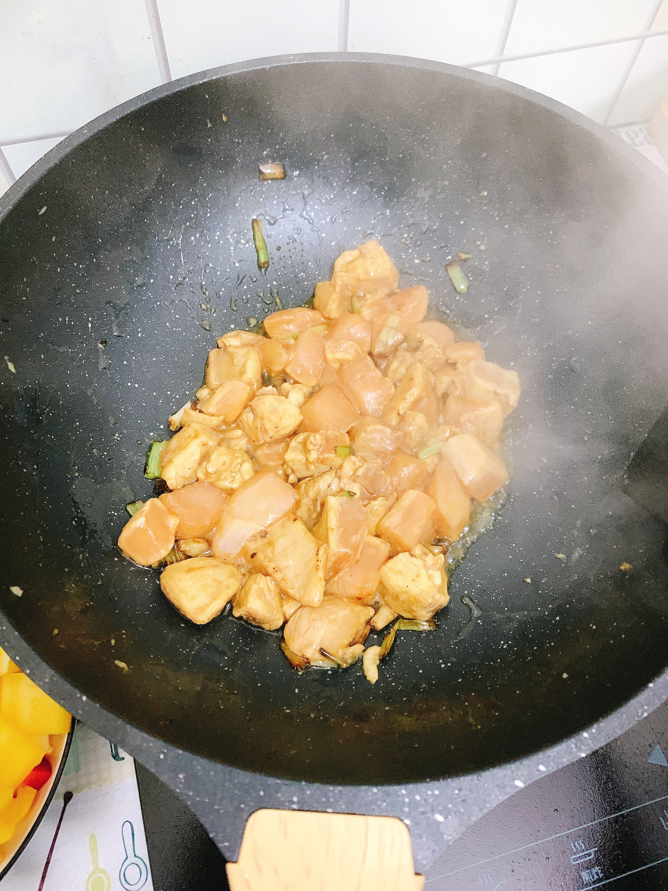 彩椒炒鸡胸肉的做法 步骤11