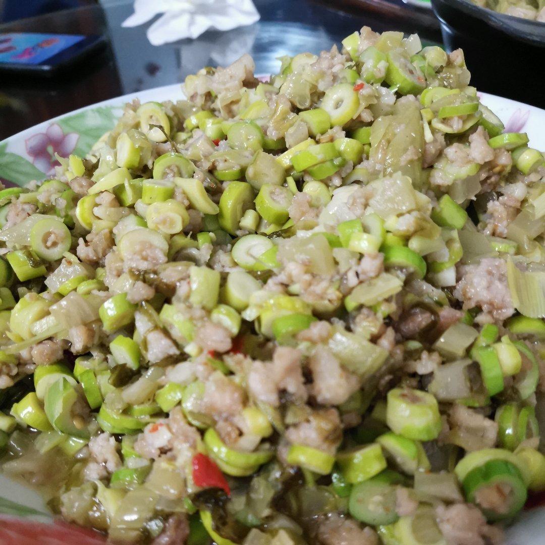 酸菜小笋肉
