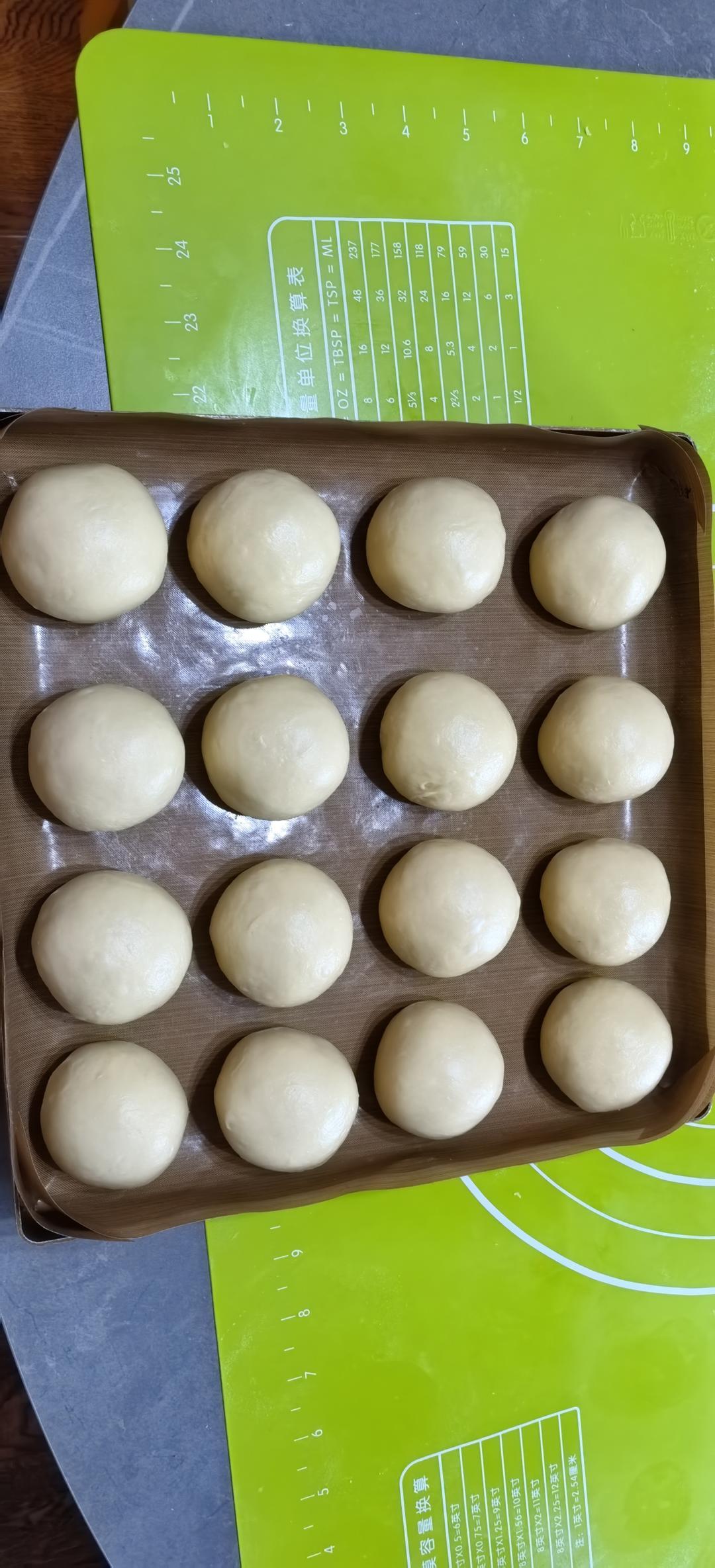 🥛超简单快手，柔软拉丝，一次发酵，牛奶小餐包