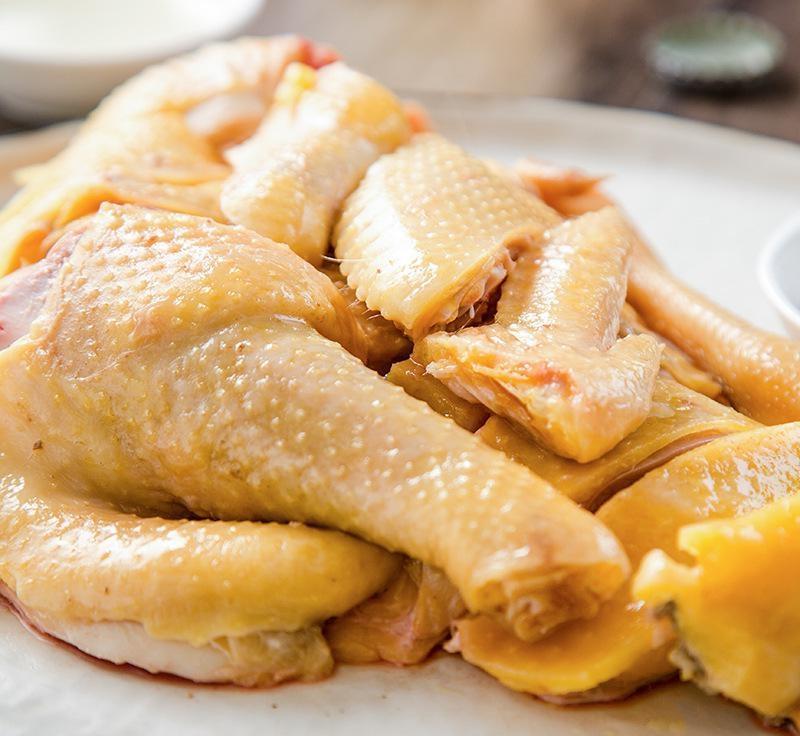 只对你霸道的温柔这是一道经典的广东年菜,所谓大吉大利,今晚吃鸡97